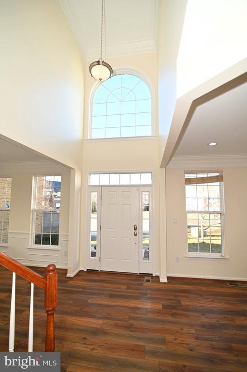 Building Photo - 7001 Chaptico Ct