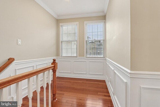 Building Photo - 2423 Grays Ferry Ave