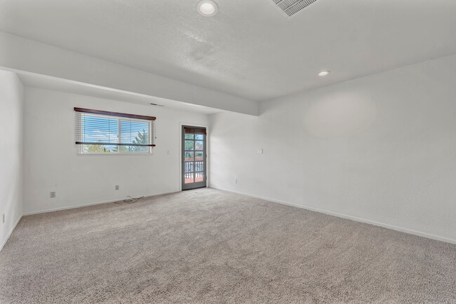 Building Photo - 3197 Susileen Dr
