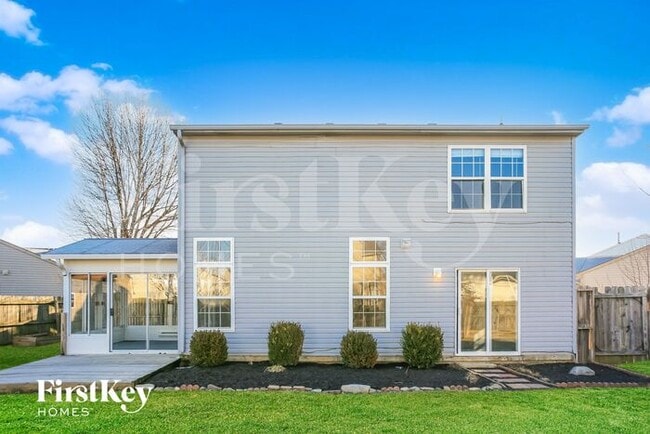 Building Photo - 11975 Cat Tail Ct