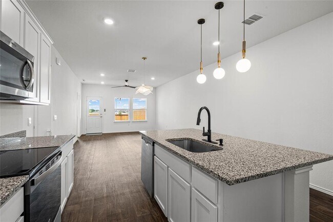 Building Photo - 15004 Welsh Cob Rd