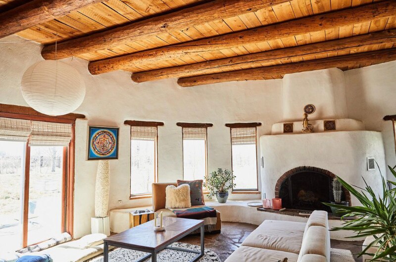 Building Photo - 68 Martinez Rd