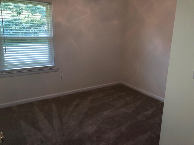 Building Photo - 4808 Sprayer St