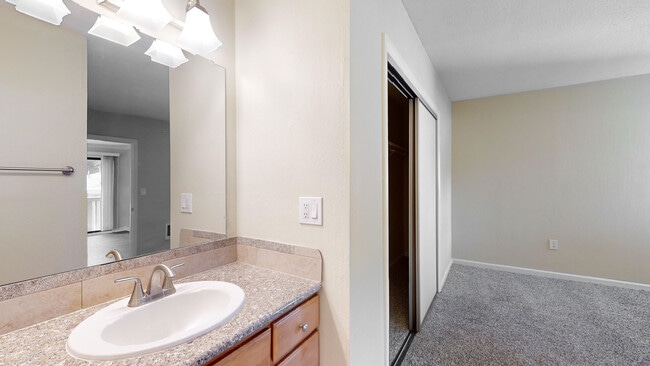 Building Photo - 107 Marin St