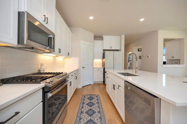 Building Photo - 4720 Smokey Quartz Ln