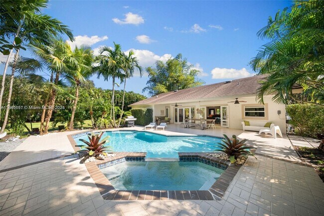 Building Photo - 6411 SW 185th Way