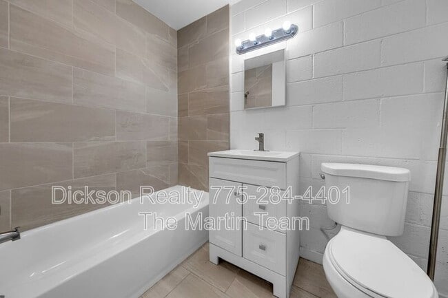 Building Photo - 12100 Himalaya St