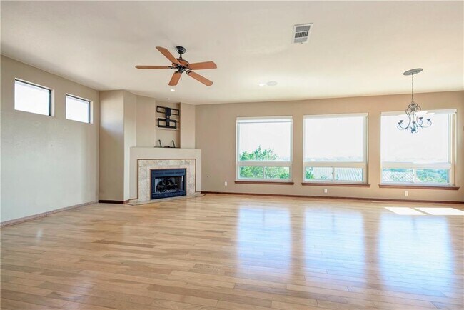 Building Photo - 3206 Constitution Dr