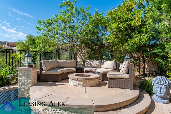 Building Photo - 28852 N Iron Village Dr