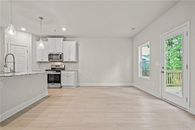 Building Photo - 32 Station Overlook Wy