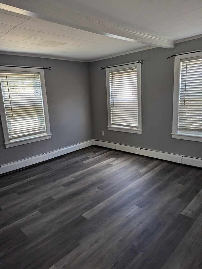 Building Photo - 44 Boston Post Rd