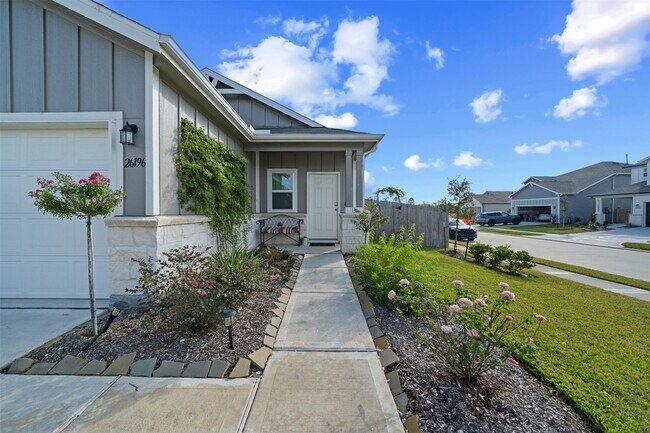 Primary Photo - 26196 Brahman Dr