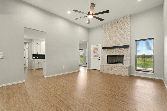 Building Photo - 7433 FM 603