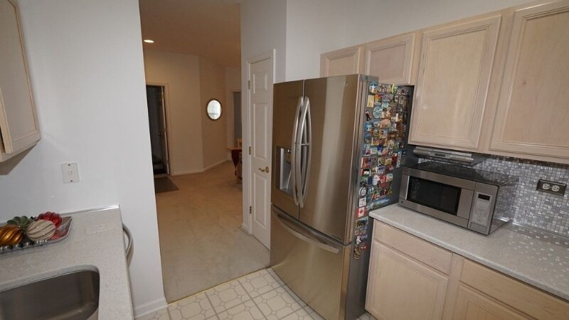 Building Photo - 3317 Stratford Ct