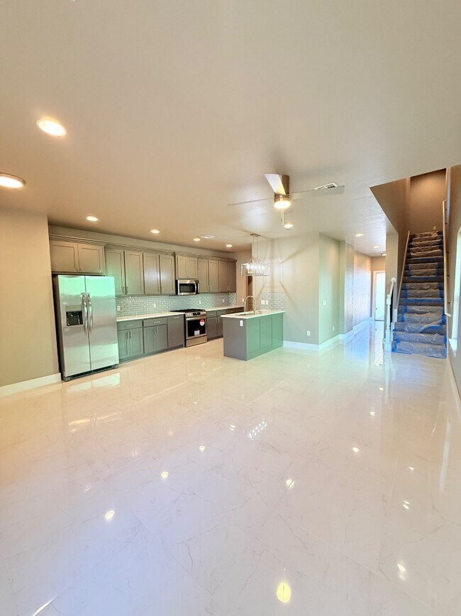 Building Photo - 520 Nabi Dr