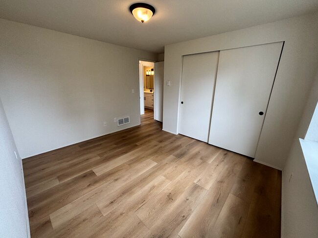Building Photo - Wetmore Apartments