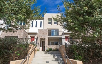Building Photo - Beautiful contemporary design home in Bressi Ranch!