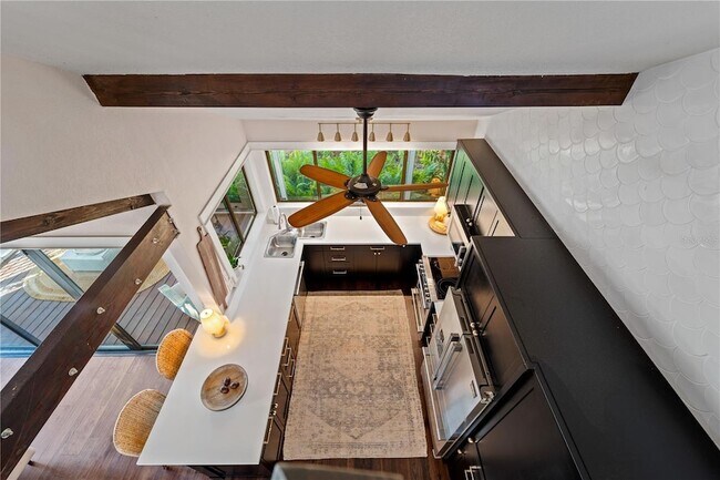 Building Photo - 731 Texas St