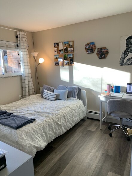 Building Photo - 1200 College Ave