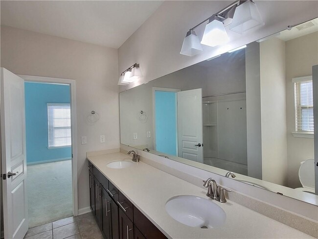 Building Photo - 5295 Rustic Ct