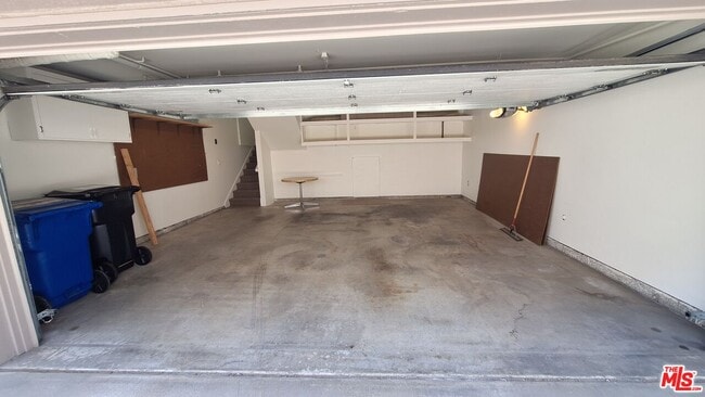 Building Photo - 13055 Mindanao Way
