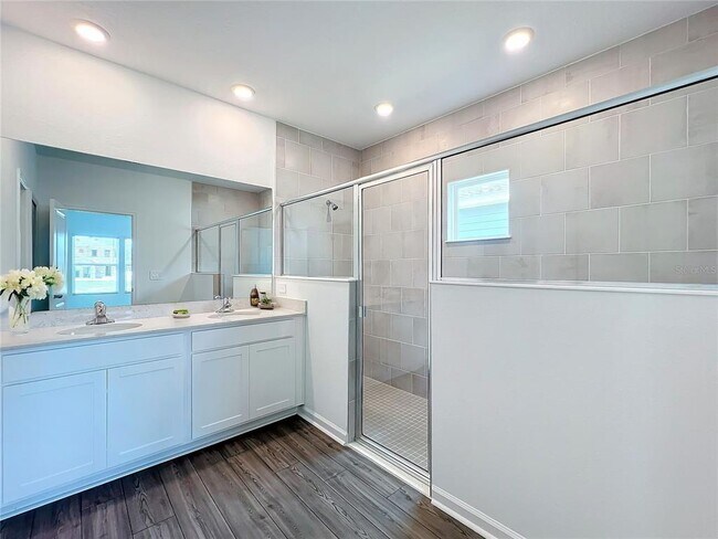 Building Photo - 4726 SW 83rd Lp