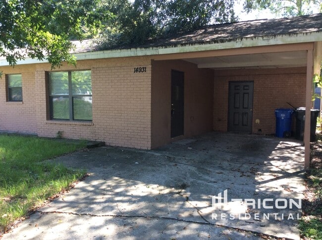 Building Photo - 14931 Pine Crest Rd