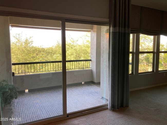 Building Photo - 33575 N Dove Lakes Dr
