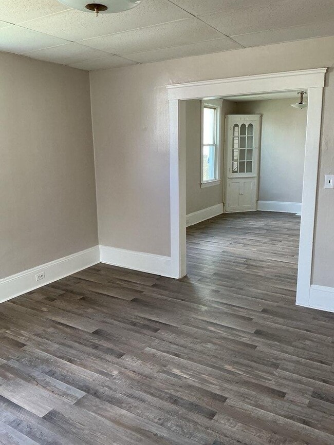 Building Photo - 3206 Saratoga Ave