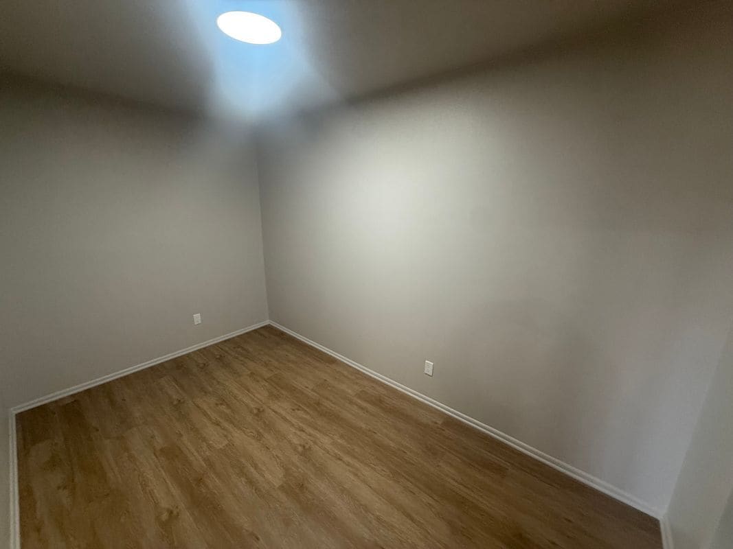 Building Photo - 8144 Troost Ave