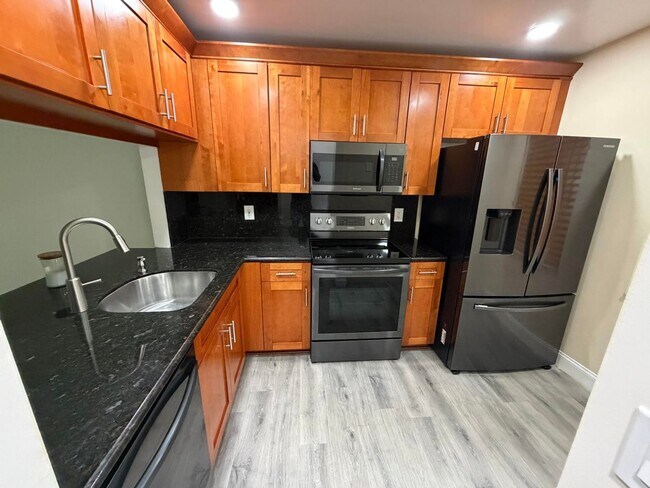 Building Photo - 4281 NW 120th Ln