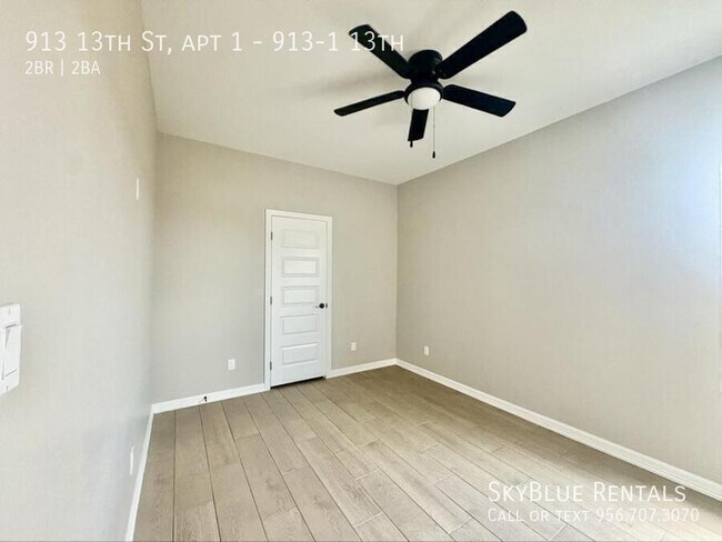 Building Photo - 913 S 13th St