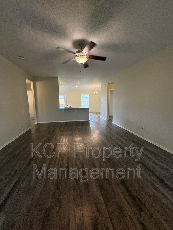 Building Photo - 6706 SW Whitmarsh Rd