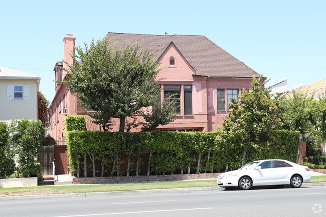 Building Photo - 9517 W Olympic Blvd
