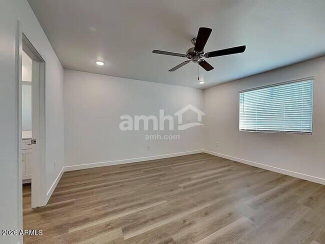 Building Photo - 4536 S 98th Ln