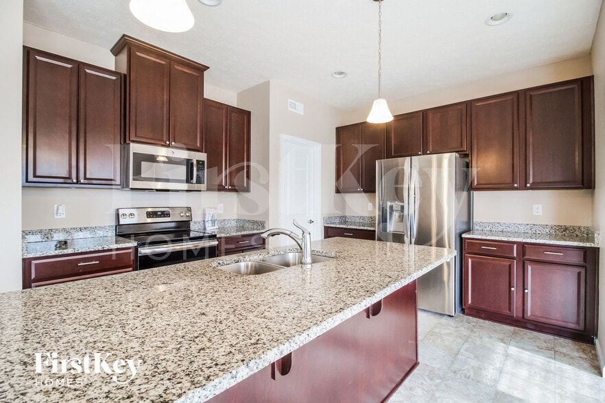 Building Photo - 1391 Apple Farm Dr