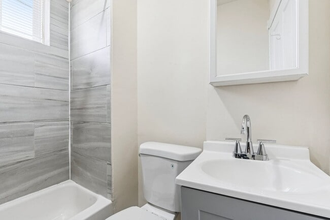 Building Photo - 3357 Malta St