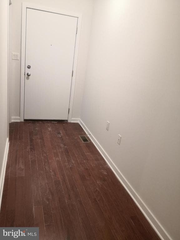 Building Photo - 615 N 10th St