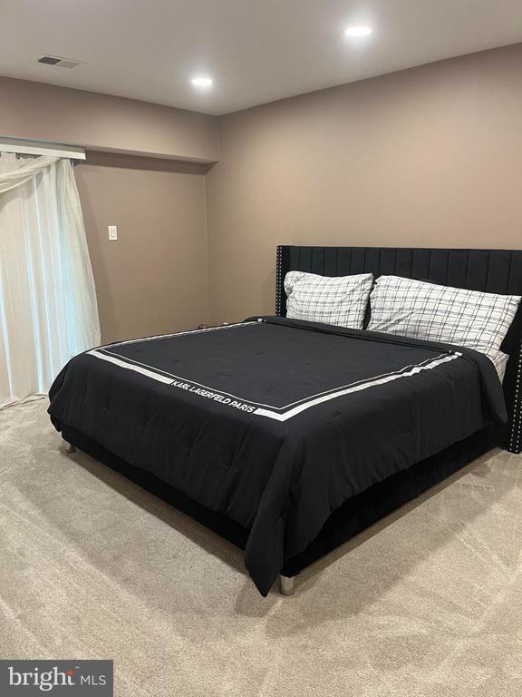 Building Photo - 3919 El Soneta Pl