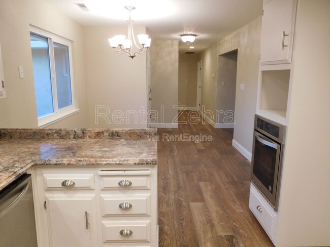 Building Photo - 2877 El Camino Real