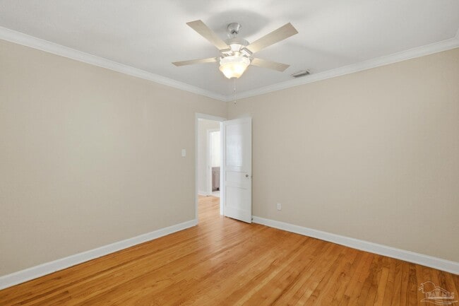 Building Photo - 1618 W Garden St