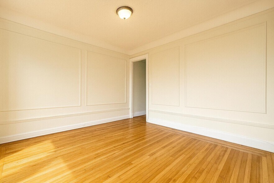 Building Photo - 150 Haven Ave