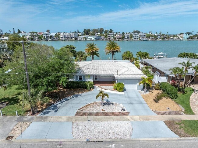 Building Photo - 9020 Gulf Blvd