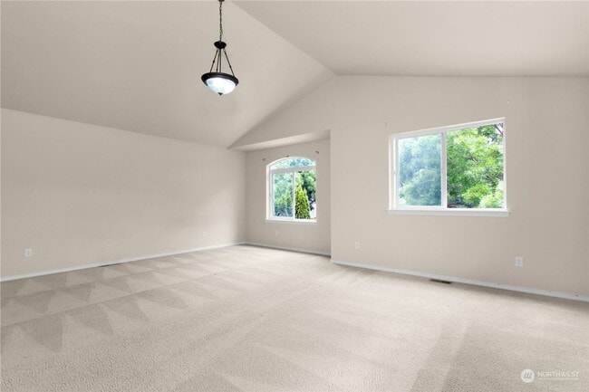 Building Photo - Listed For Rent