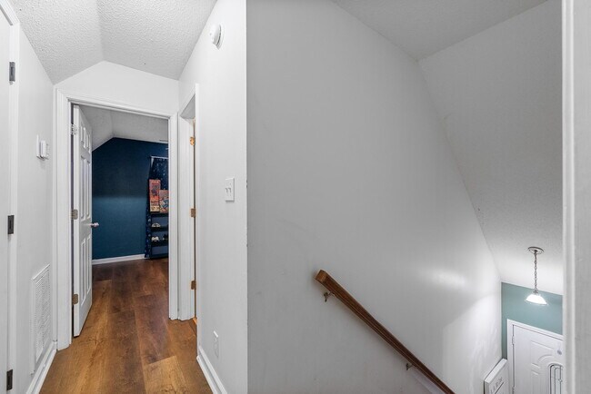 Building Photo - 1700 Cedar Springs Cir