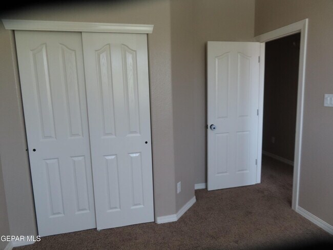 Building Photo - 1617 Etling Way