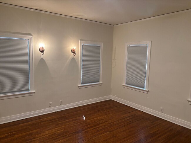 Building Photo - 6284-6286 Commodore Sloat Drive