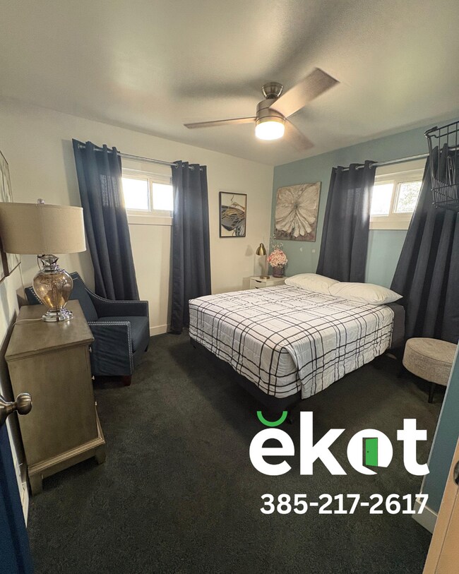 Building Photo - Birtok-500 South-1269