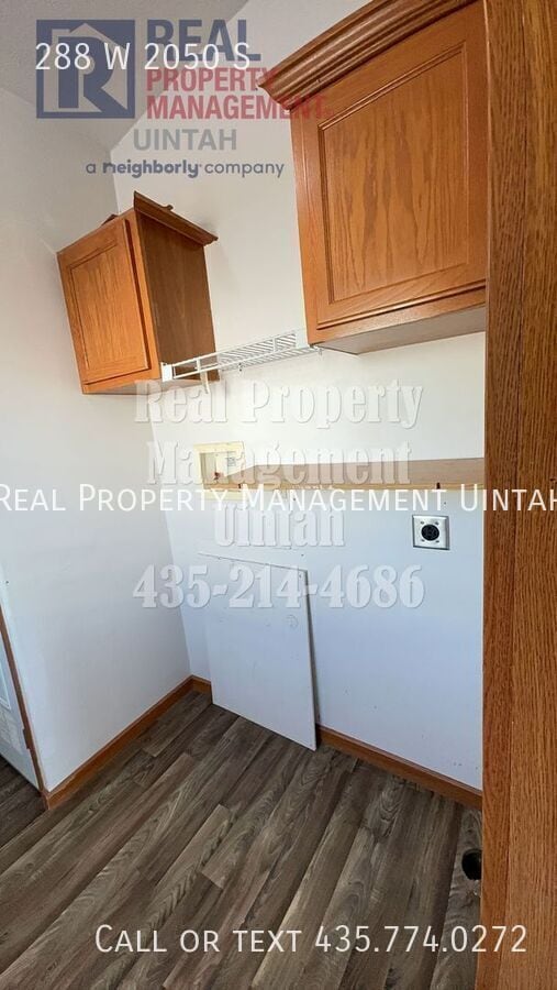 Building Photo - 288 2050 S