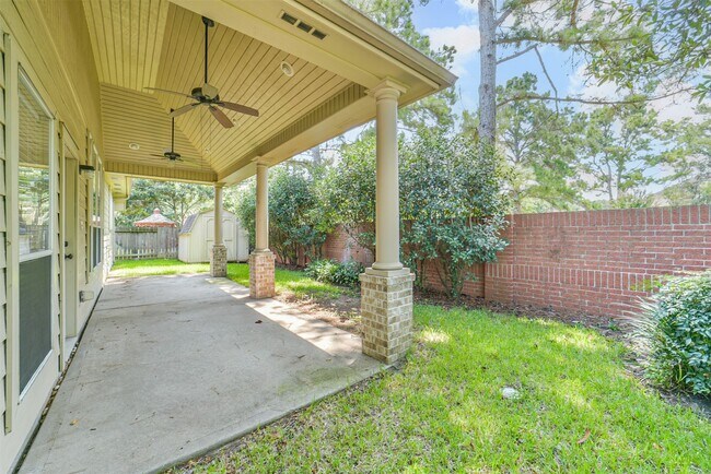 Building Photo - 17515 Fairgrove Park Dr